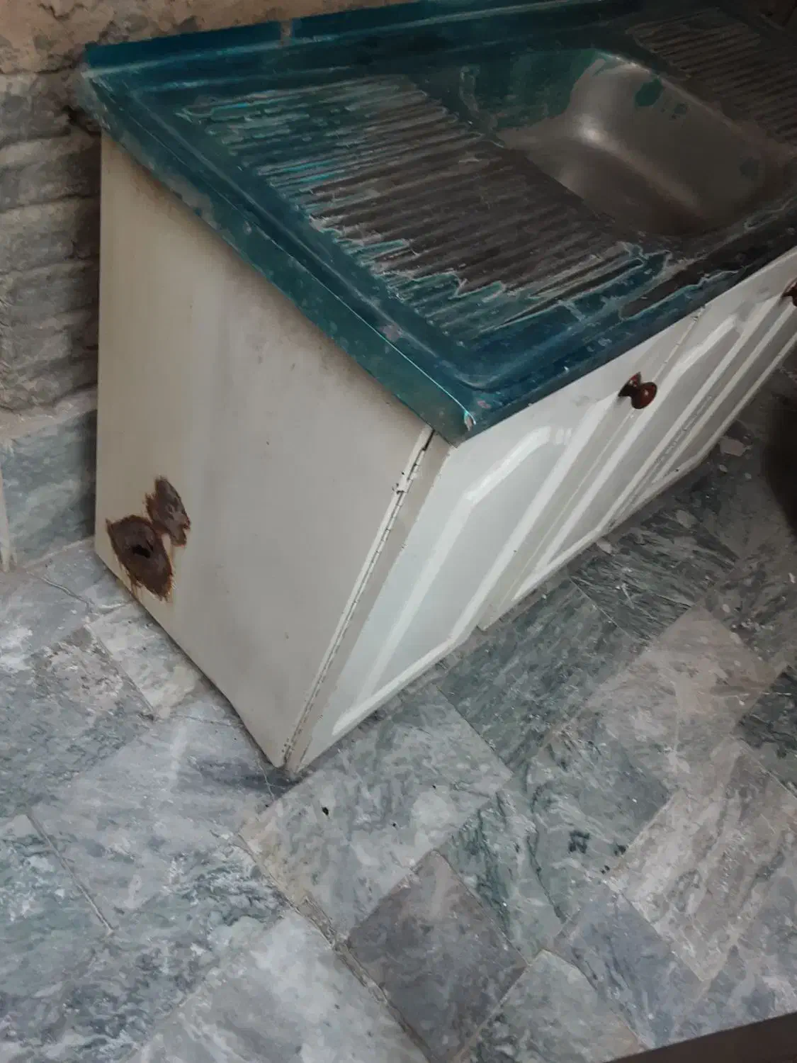 سینگ باکمد|آبچکان و نظمدهنده ظروف|میاندوآب, |دیوار