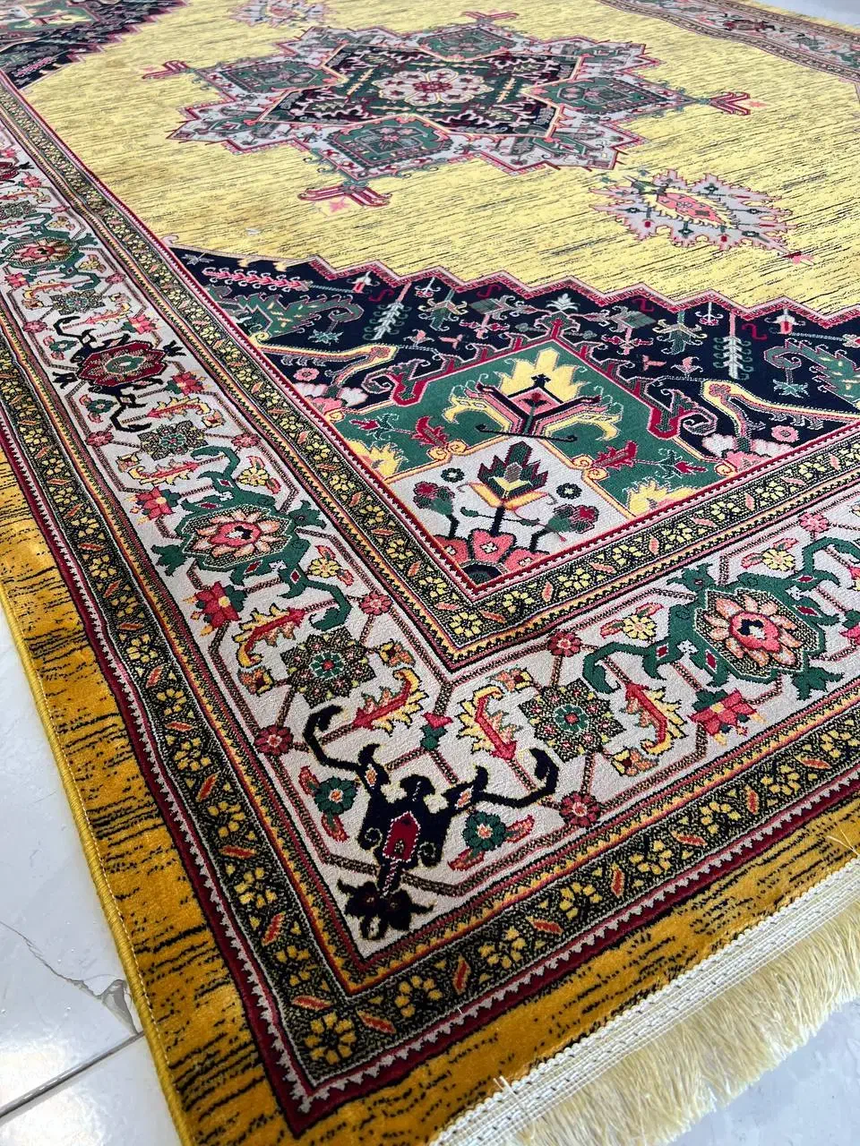 فرش .طلایی کد۱۸۷۹جدید ۷۰۰شانه تراکم۲۱۰۰|فرش|بوشهر, |دیوار