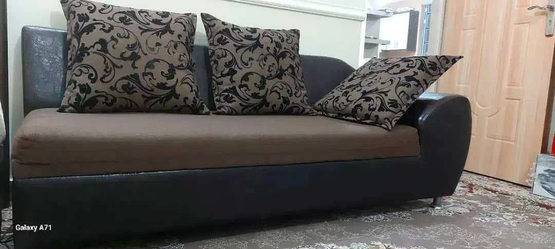 میز نهار خوری ۶نفره ومبل ال ۱۰نفره|مبلمان خانگی و میز عسلی|سیراف, |دیوار