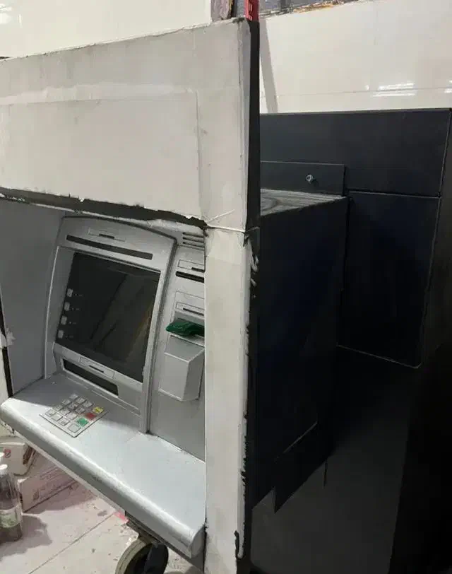 عابر بانک Atm|فروشگاه و مغازه|خرم‌آباد, |دیوار