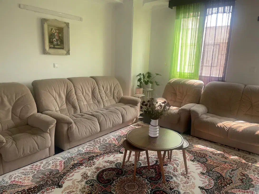 مبل راحتی ۷ نفره و میز غذاخوری۶ نفره|مبلمان خانگی و میز عسلی|تهران, گرگان|دیوار