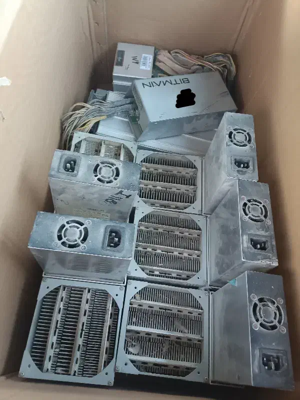 ماینرm3 خراب قیمت ضایعاتش|قطعات و لوازم جانبی رایانه|اراک, |دیوار