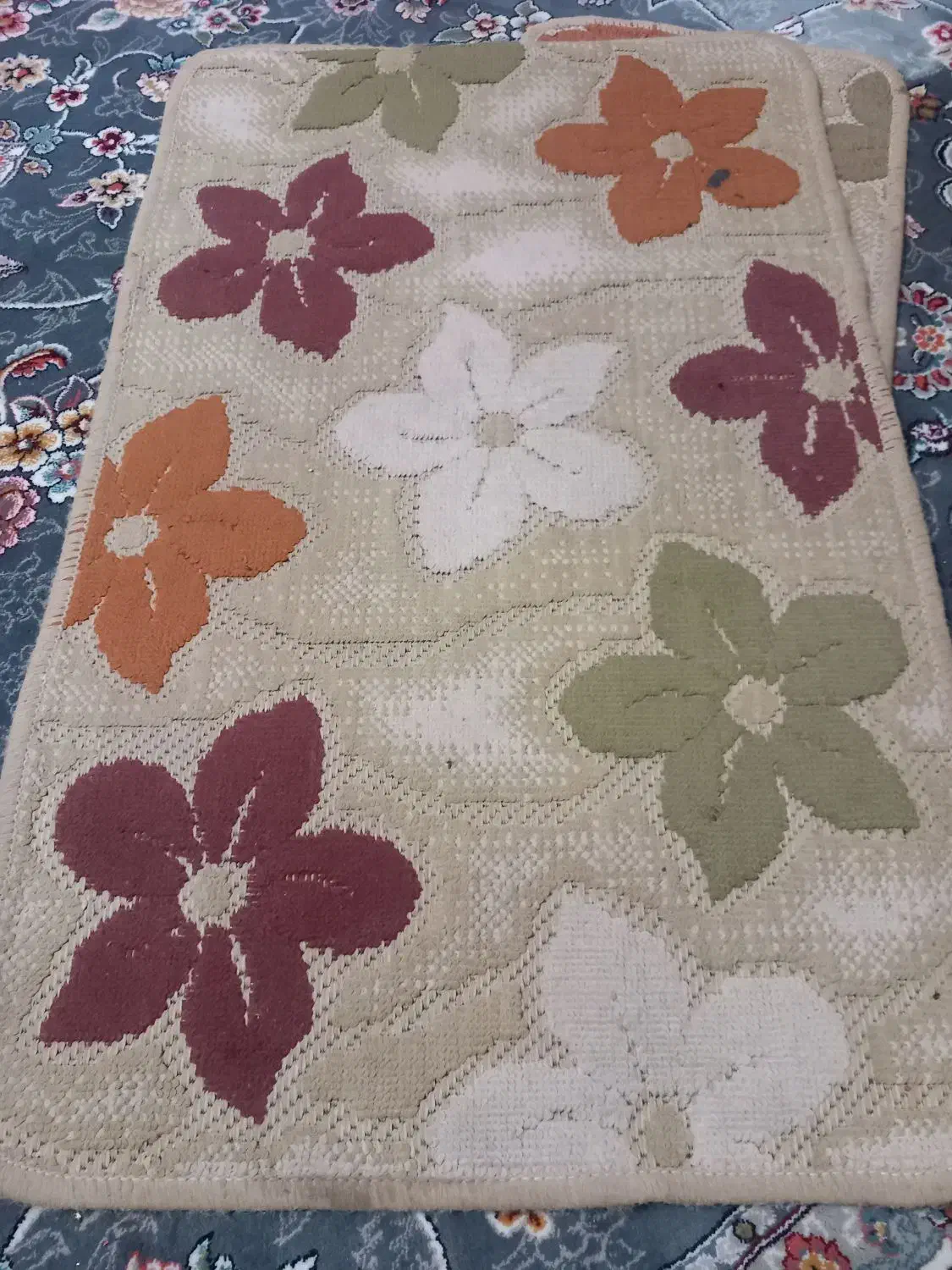 پادریوروپلهایی|پادری|همدان, |دیوار