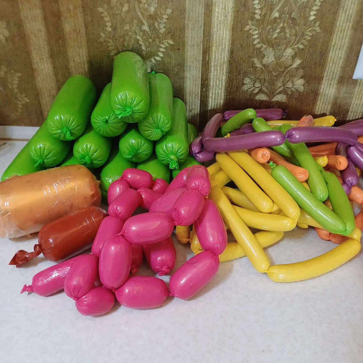 تولید کننده سوسیس کالباس  ژامبون ناگت وفلافل خانگی|خوردنی و آشامیدنی|مشهد, ایثارگران|دیوار