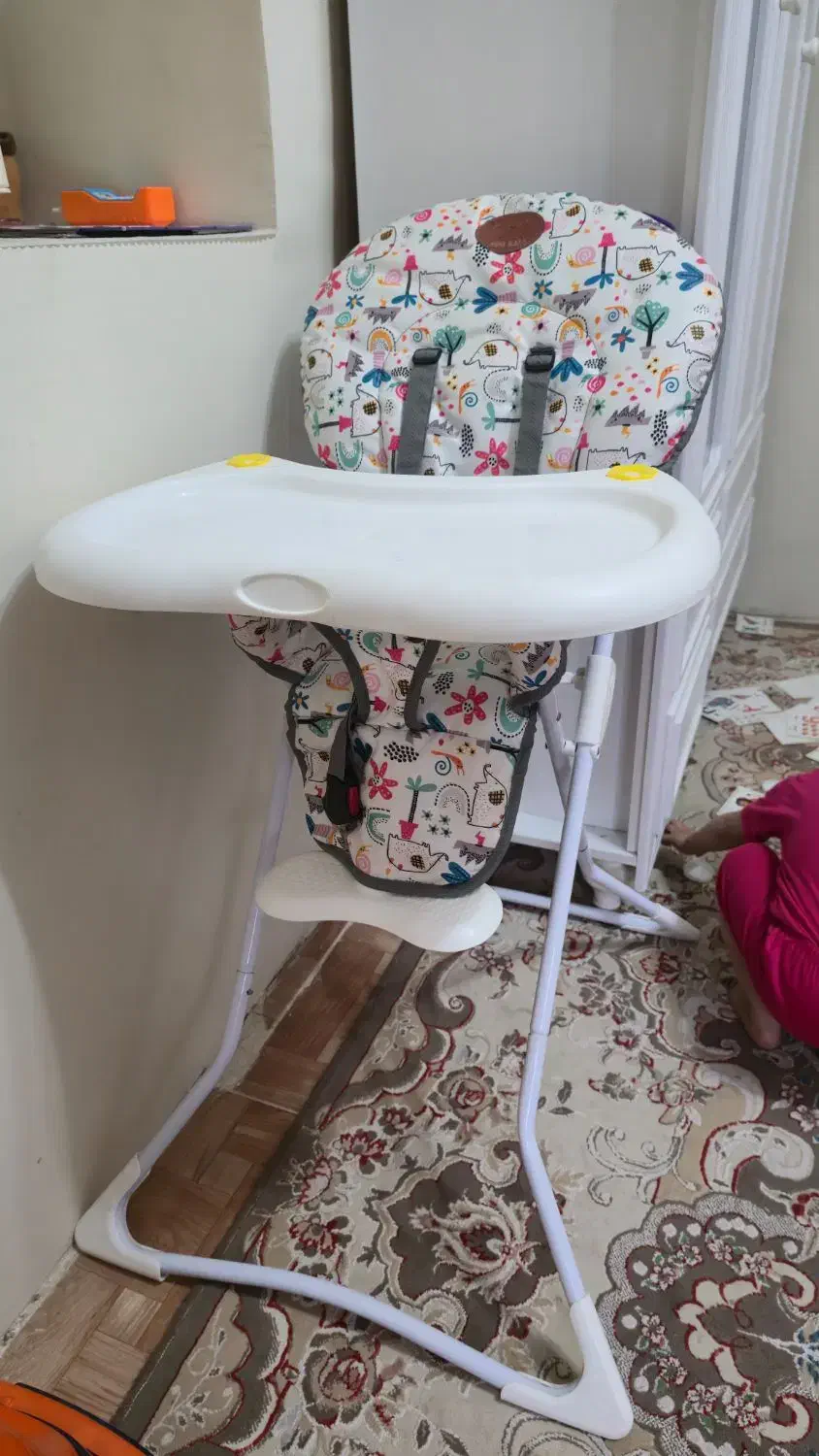 صندلی غذا دلیجان نو مناسب سیسمونی|تخت و صندلی بچه|خمینیشهر, |دیوار