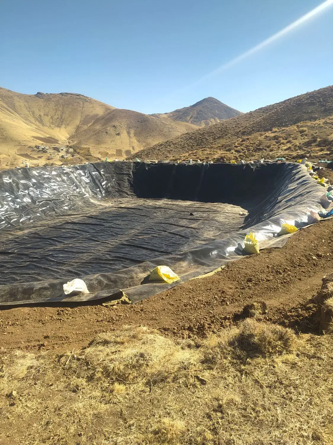 فروش انواع ورق‌های استخرهای پلیمری|مصالح و تجهیزات ساختمان|میانه, |دیوار