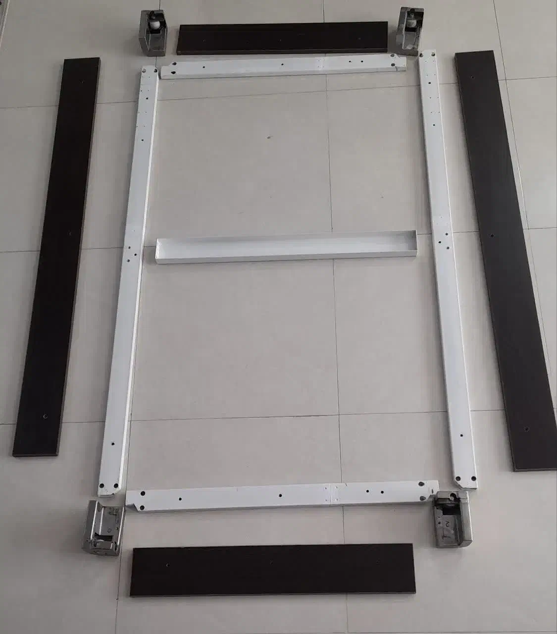 تخت کمجا ، سه تایی کشویی زیر هم با چرخ مخفی|تخت و سرویس خواب|مشهد, صیاد شیرازی|دیوار