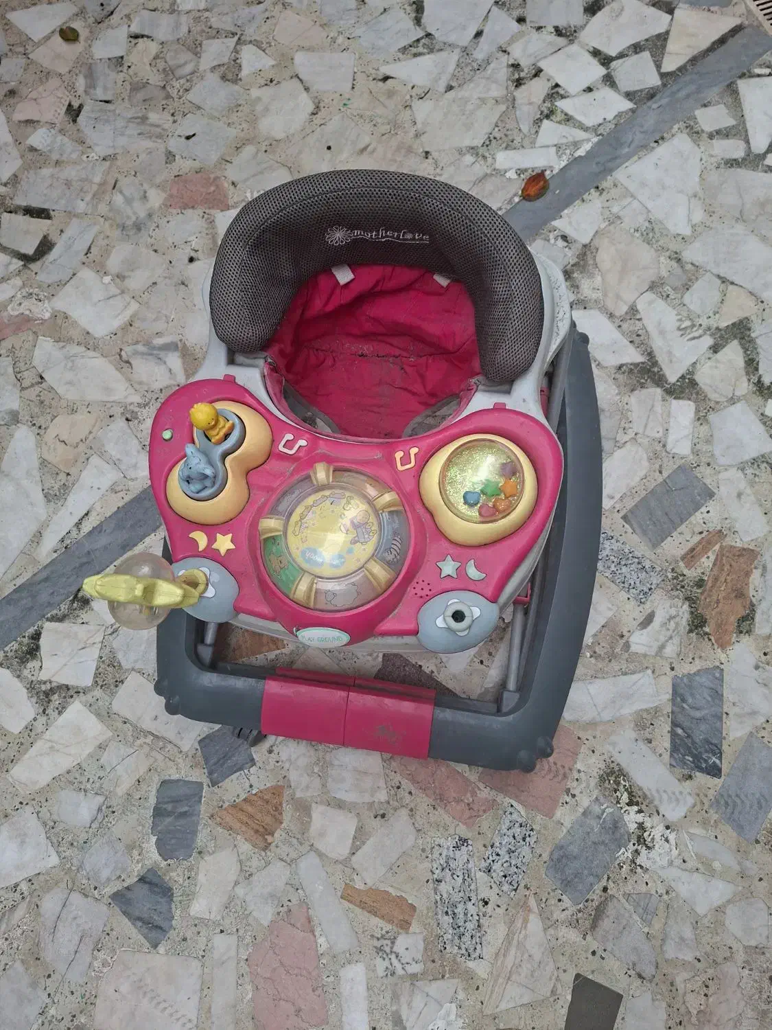 روروئک یا روروک کودک|کالسکه و لوازم جانبی|رشت, معلم|دیوار