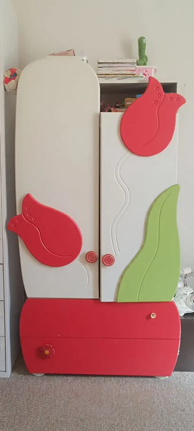 تخت و کمد|تخت و سرویس خواب|قروه, |دیوار