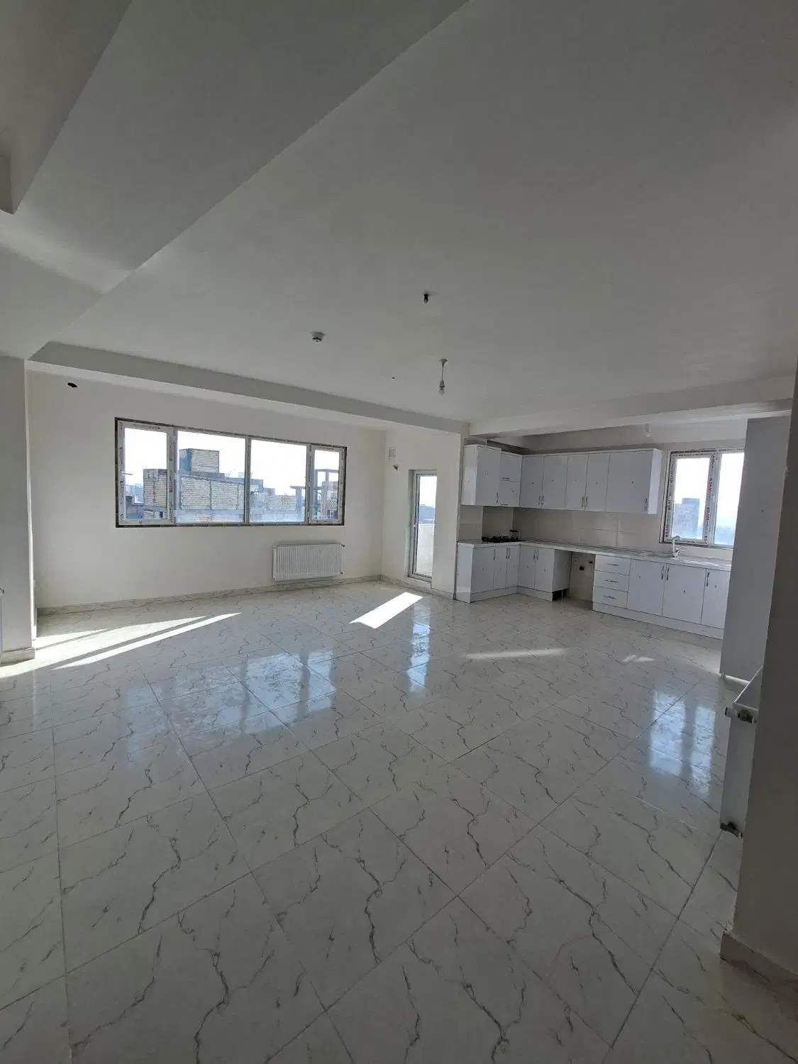 رهن آپارتمان 95 متری کلید نخورده|اجارهٔ آپارتمان|میانه, |دیوار