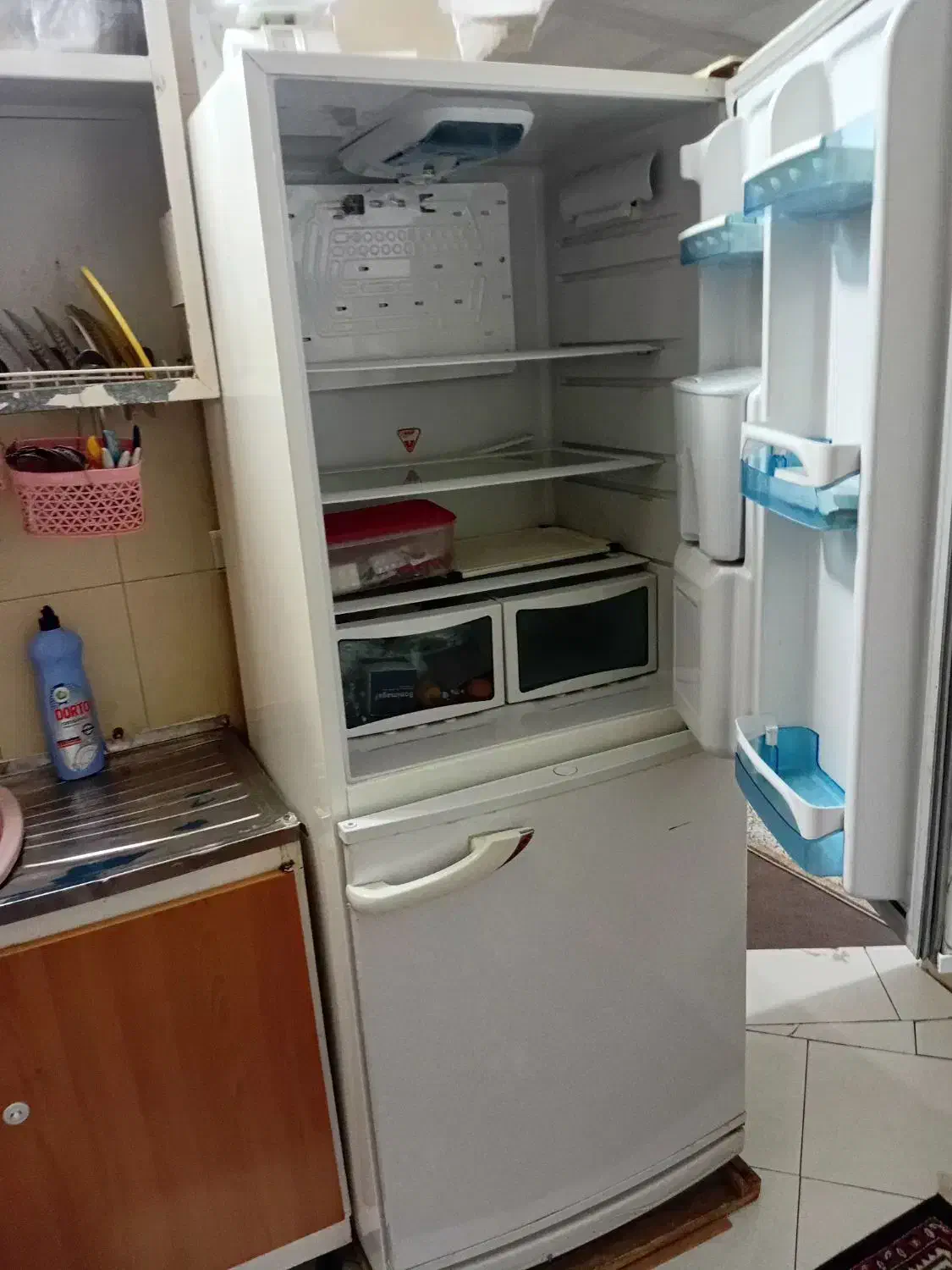 فروش یخچال.|یخچال و فریزر|سیرجان, |دیوار