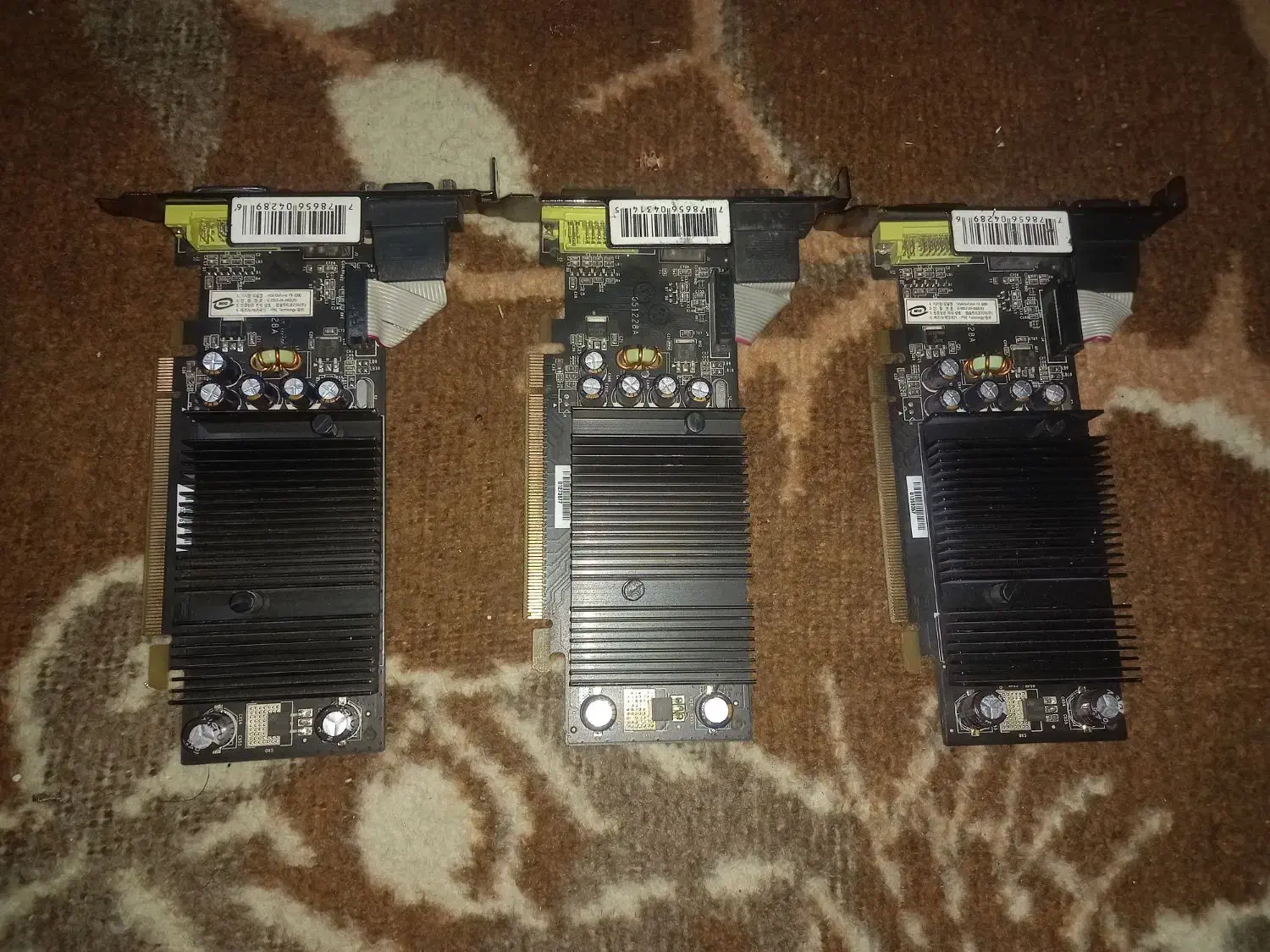 کارت گرافیک ddr 3    256|قطعات و لوازم جانبی رایانه|تبریز, |دیوار