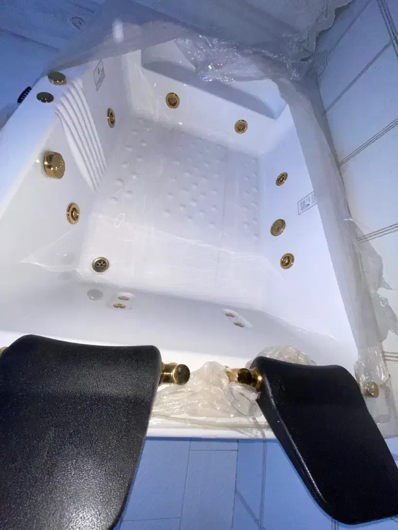 وان جکوزی|لوازم حمام|ارومیه, |دیوار