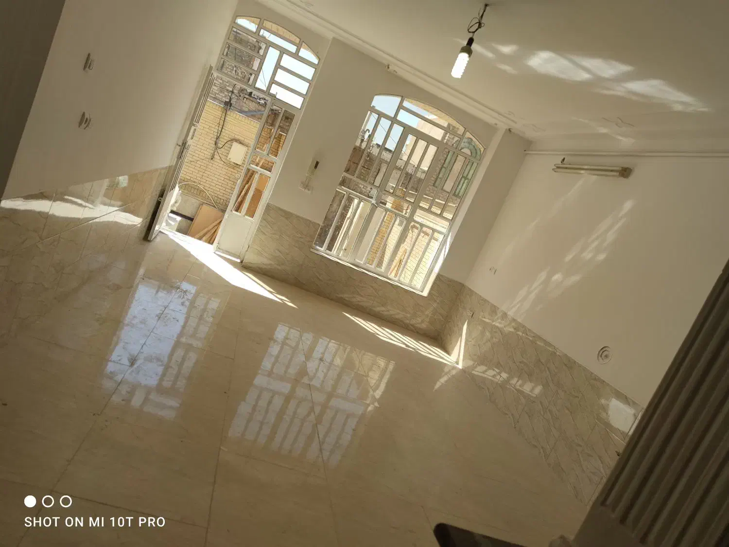 رهن منزل ویلایی|اجارهٔ خانه و ویلا|شیراز, کوشک میدان|دیوار