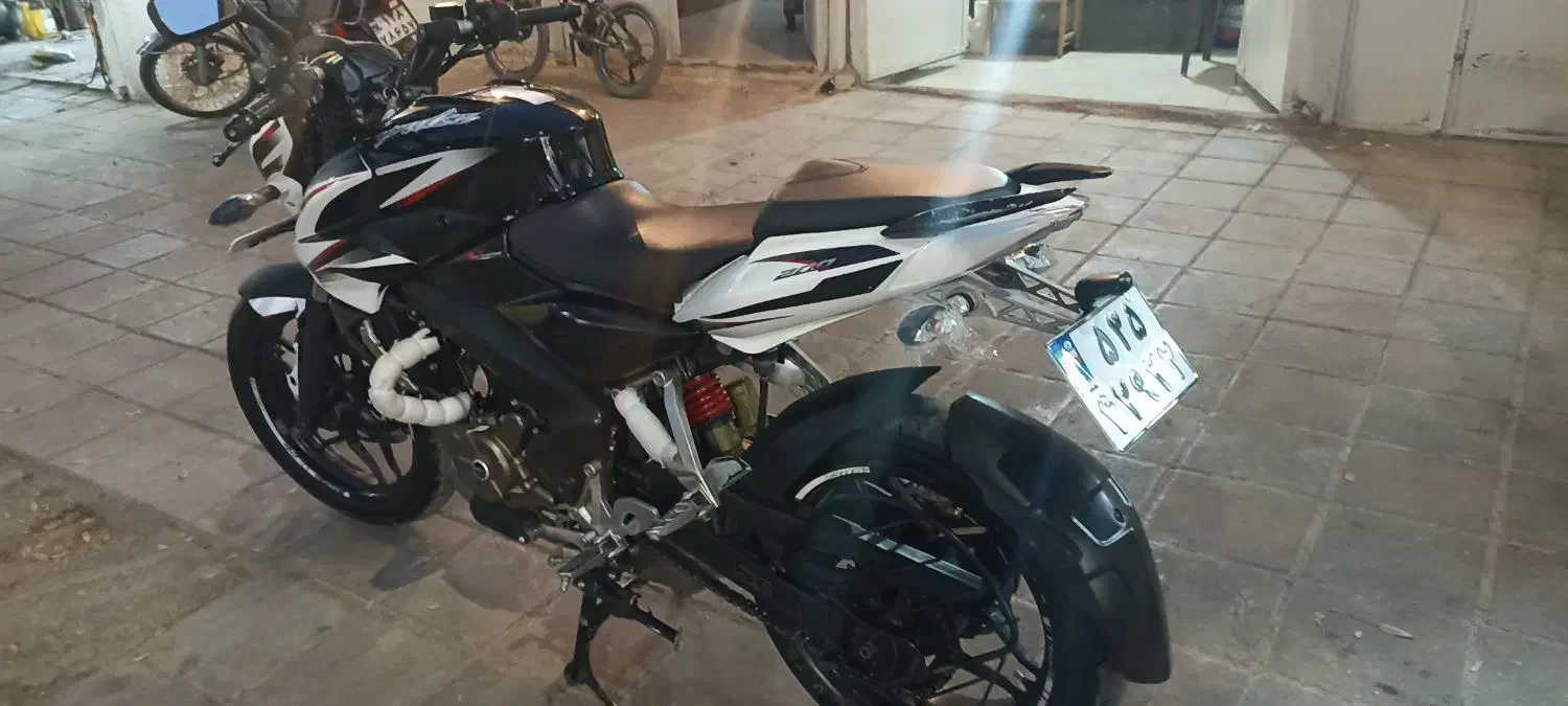 ns 200|موتورسیکلت|اراک, |دیوار