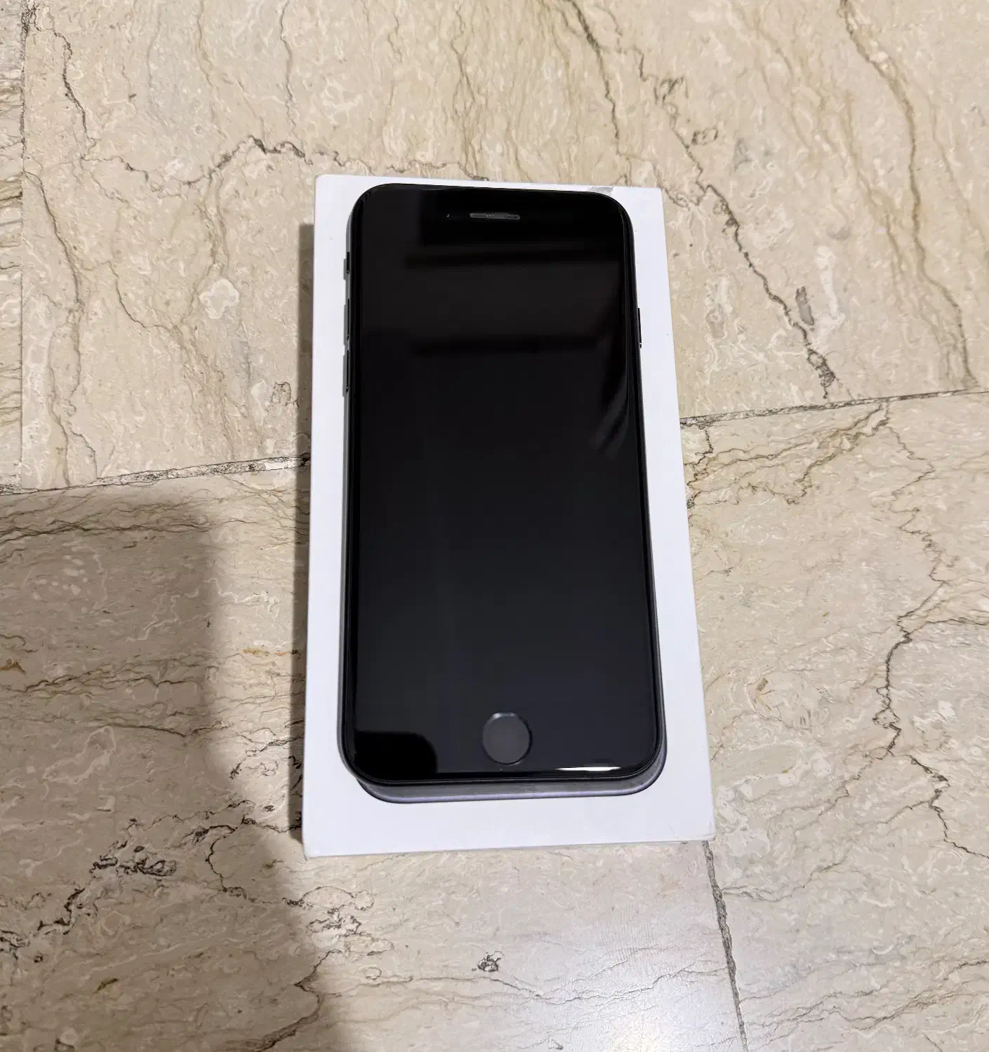 ایفون SE2022 در حد نو|موبایل|تهران, سازمان برنامه شمالی|دیوار