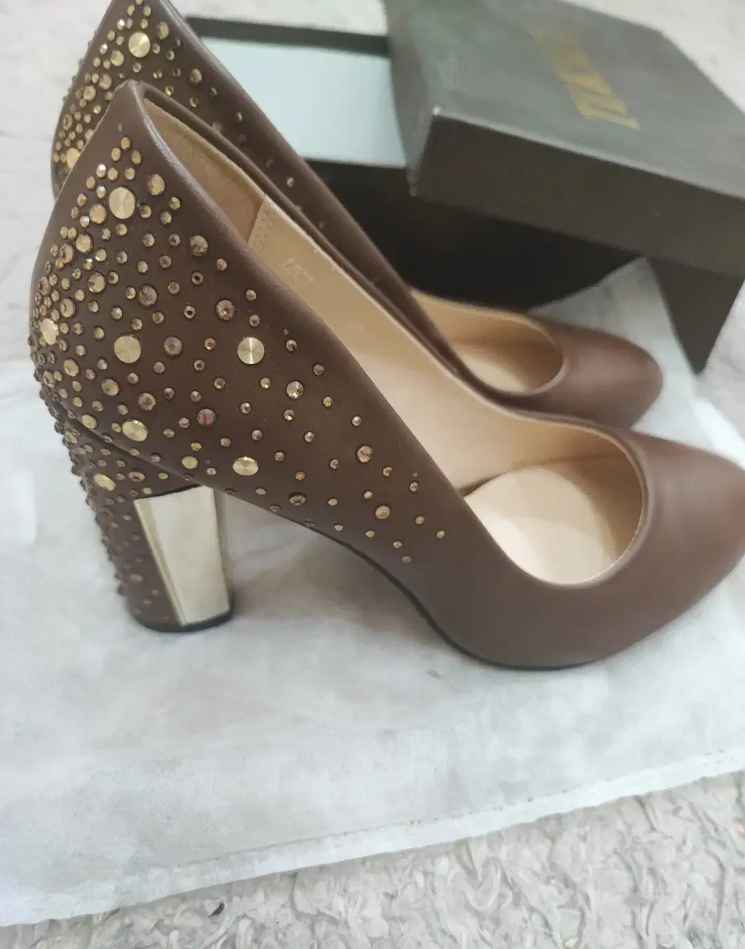 کفش پاشنه فلزی نگین دار آک سایز۴۰|کیف، کفش، کمربند|مشهد, آبکوه|دیوار