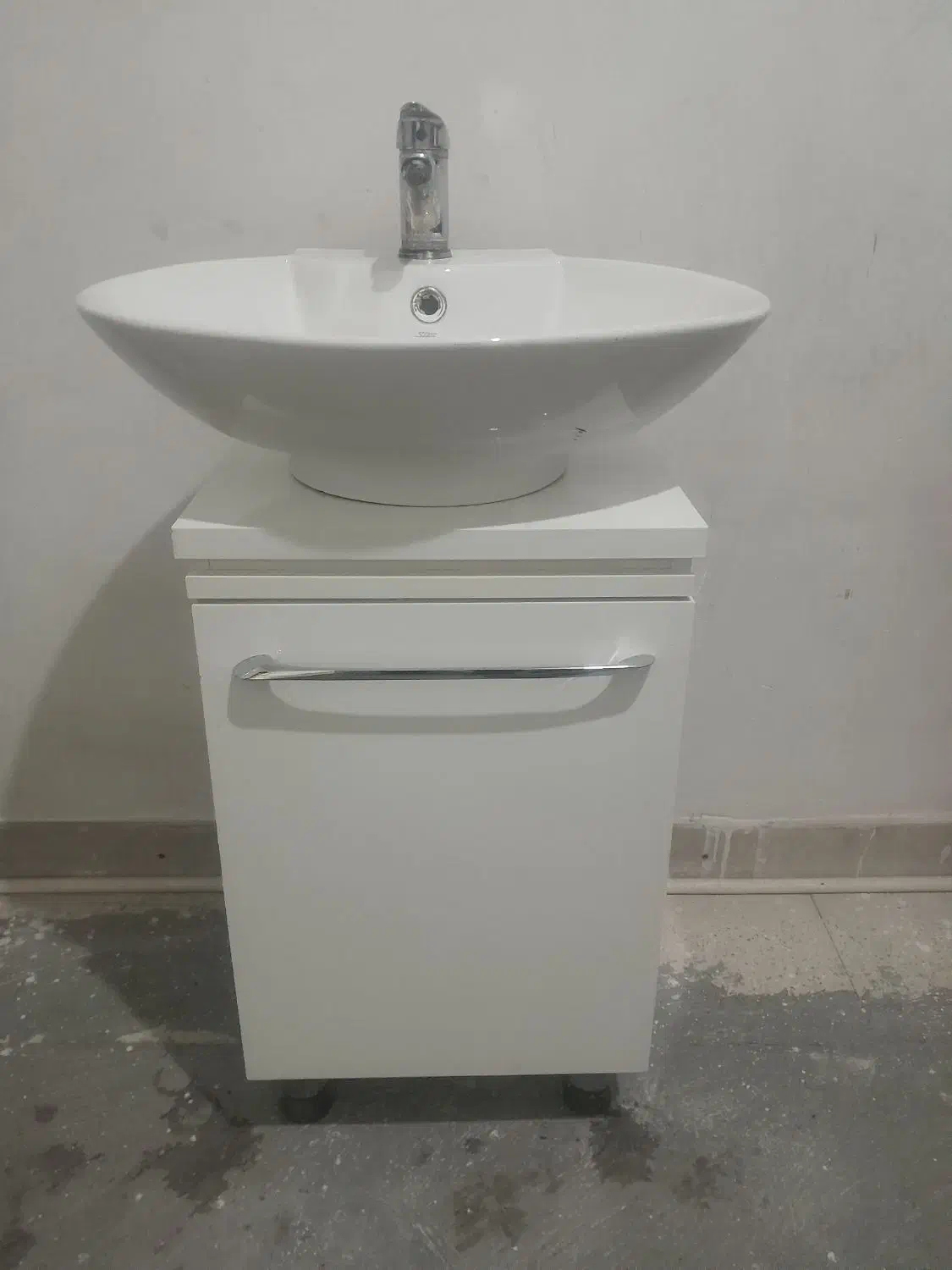 روشویی|لوازم سرویس بهداشتی|رباط‌کریم, رباط‌کریم|دیوار