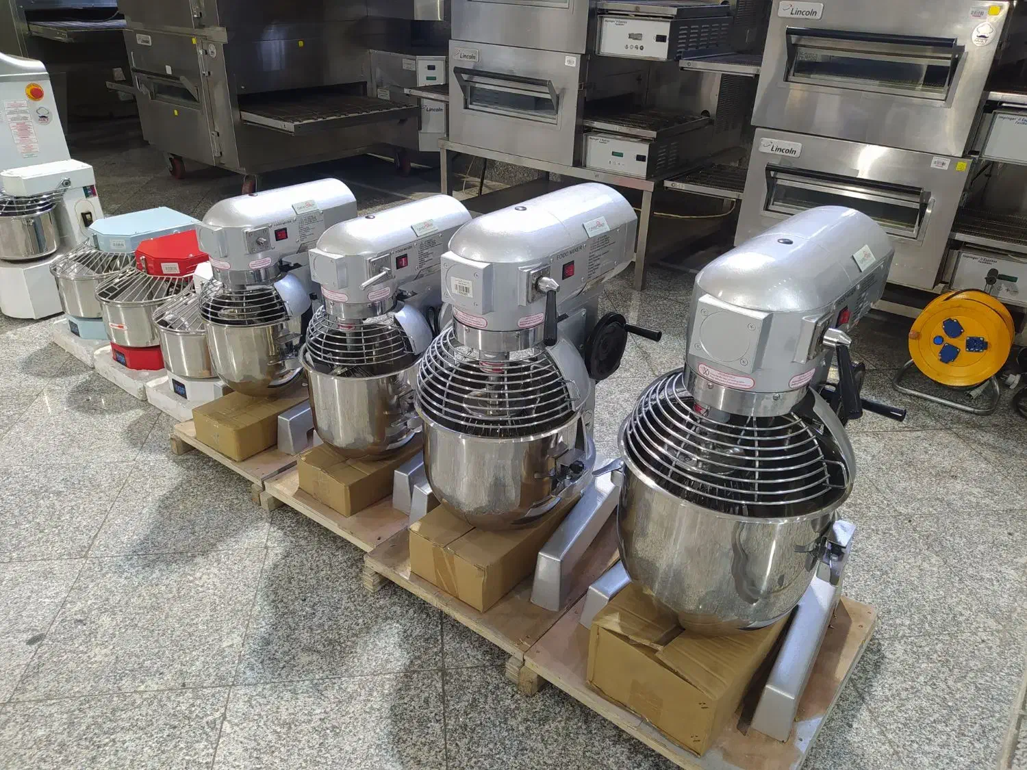 خمیرگیر (خمیرگیر) اسپیرال دودور تکدور میکسر قنادی،|کافیشاپ و رستوران|تهران, اتحاد|دیوار