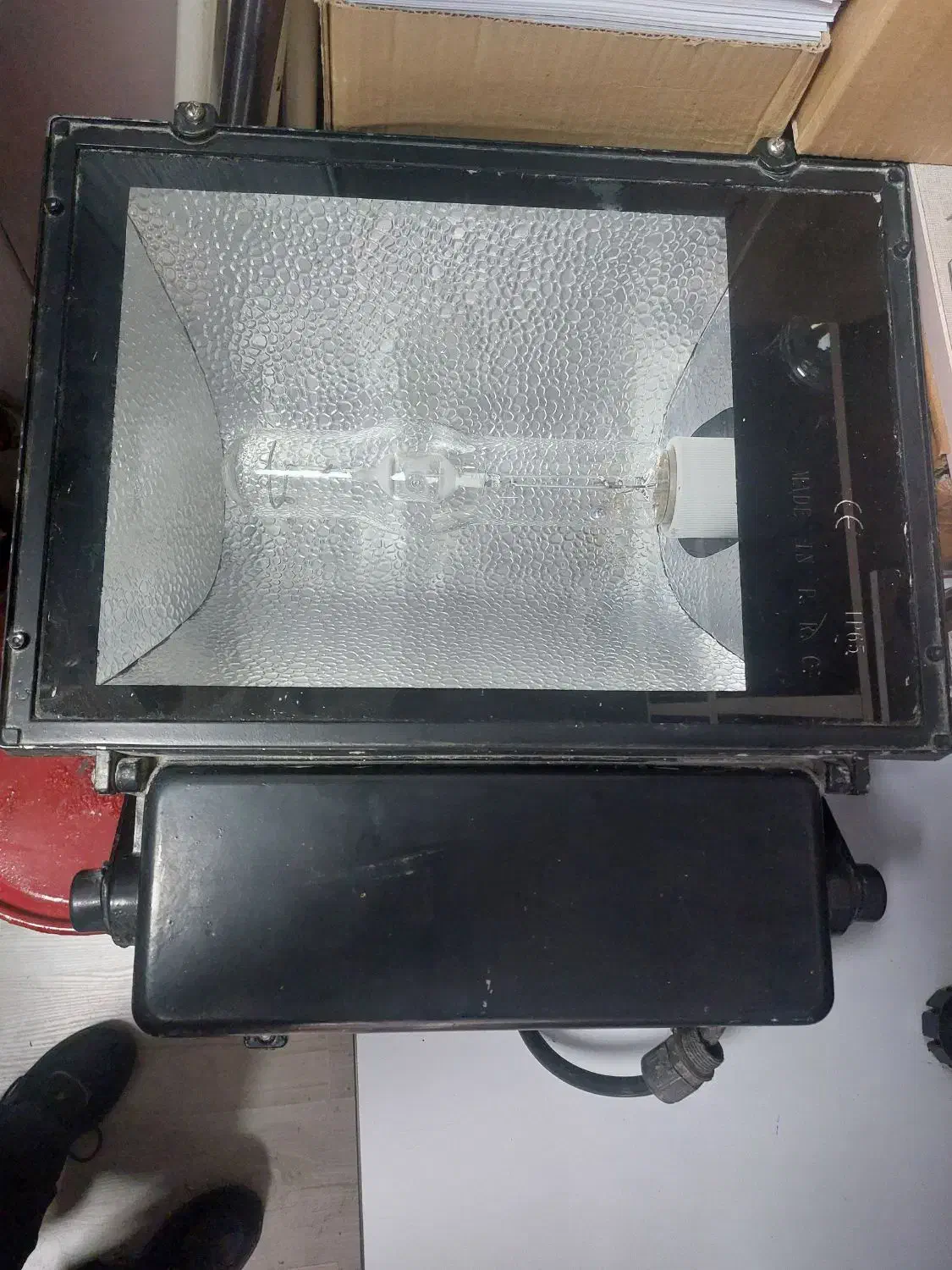 پروژکتور|لامپ و چراغ|کرج, عظیمیه|دیوار