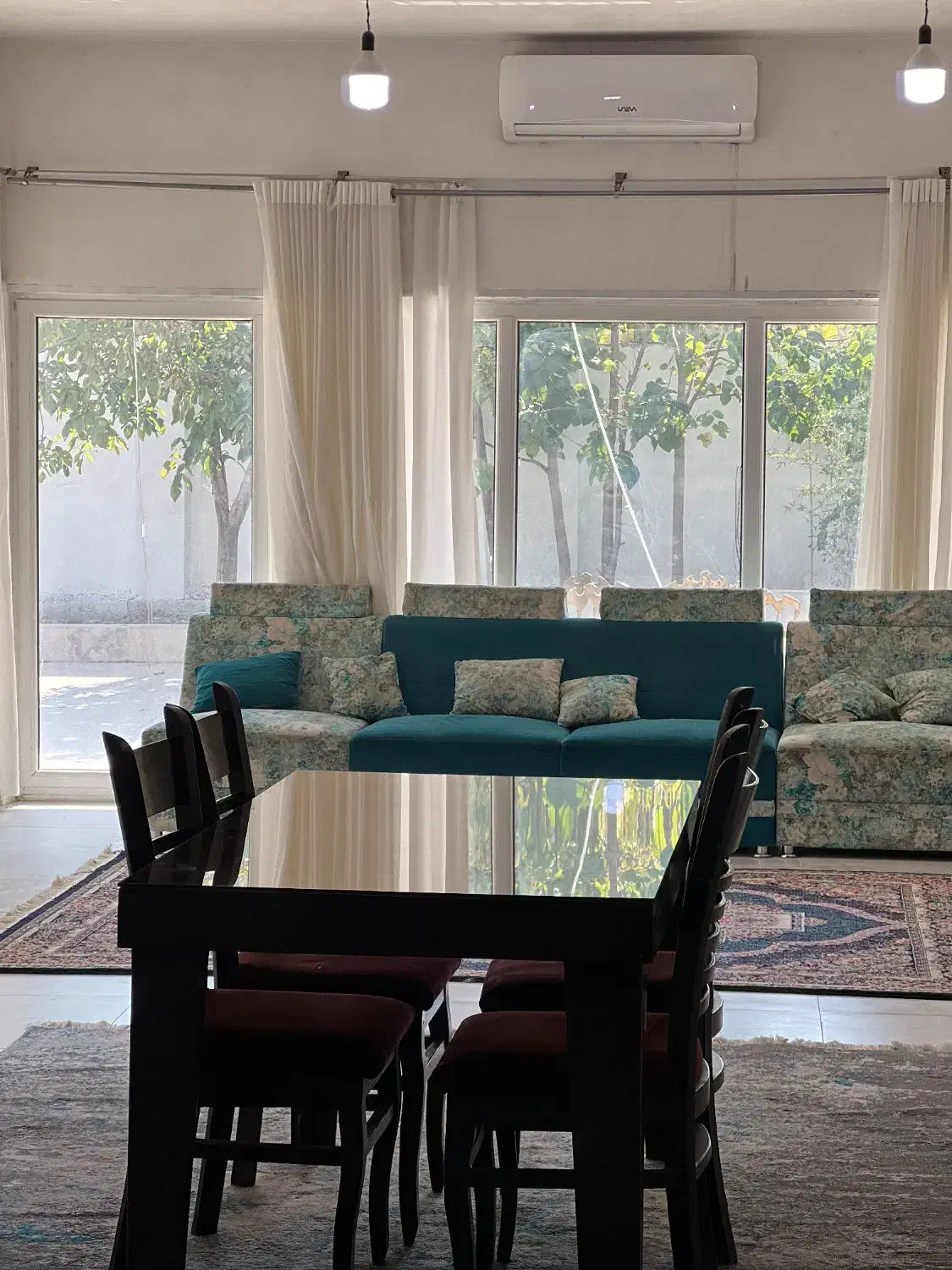 اجاره باغ/ روزانه/ *قیمت عالی*|اجارهٔ کوتاهمدت ویلا و باغ|شیراز, علوم پزشکی|دیوار