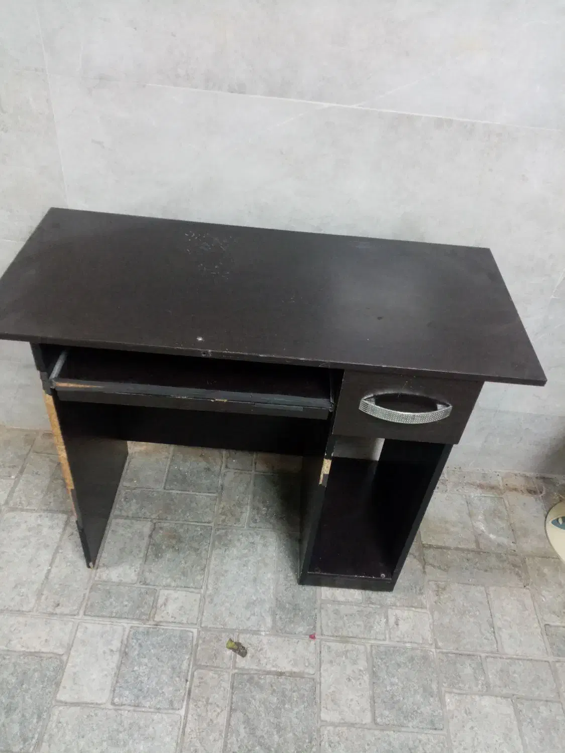 میز|میز تحریر و کامپیوتر|لاهیجان, شقایق|دیوار