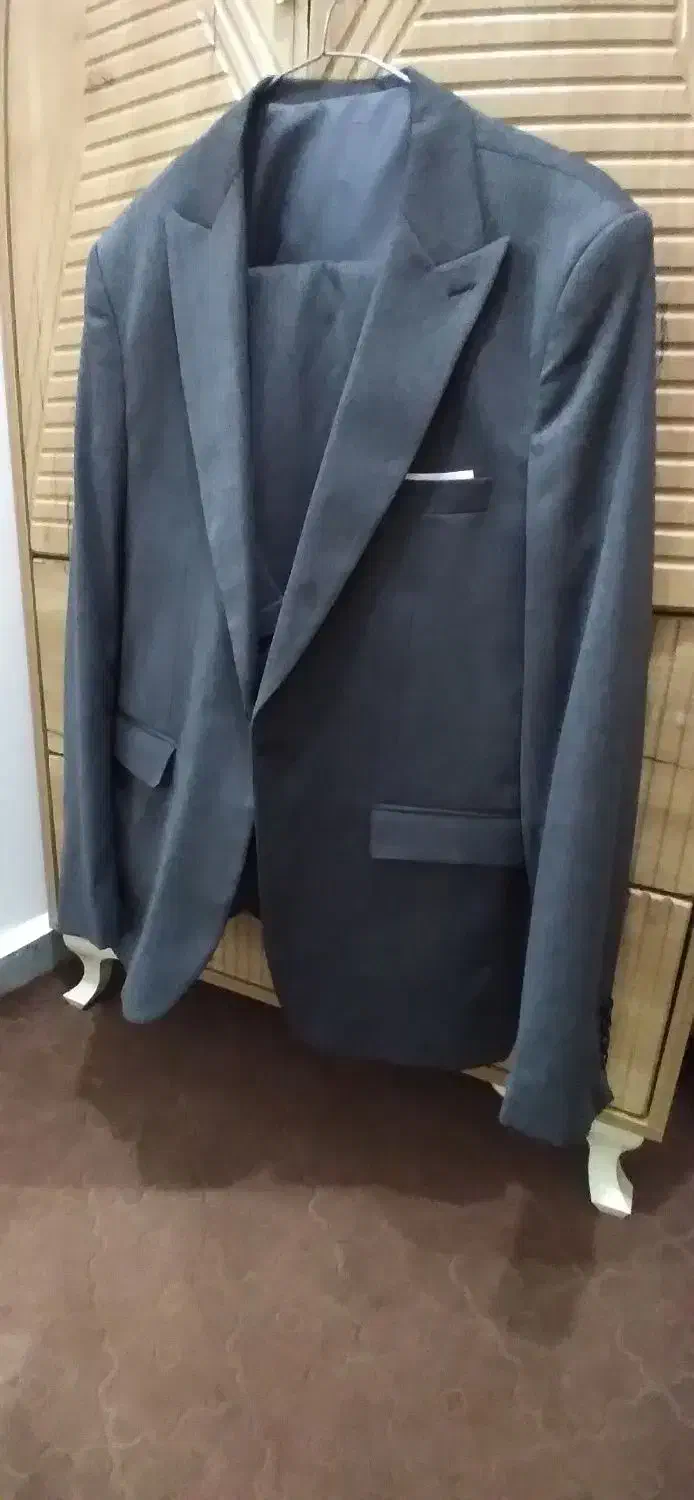 کت وشلوار|لباس|اهر, |دیوار