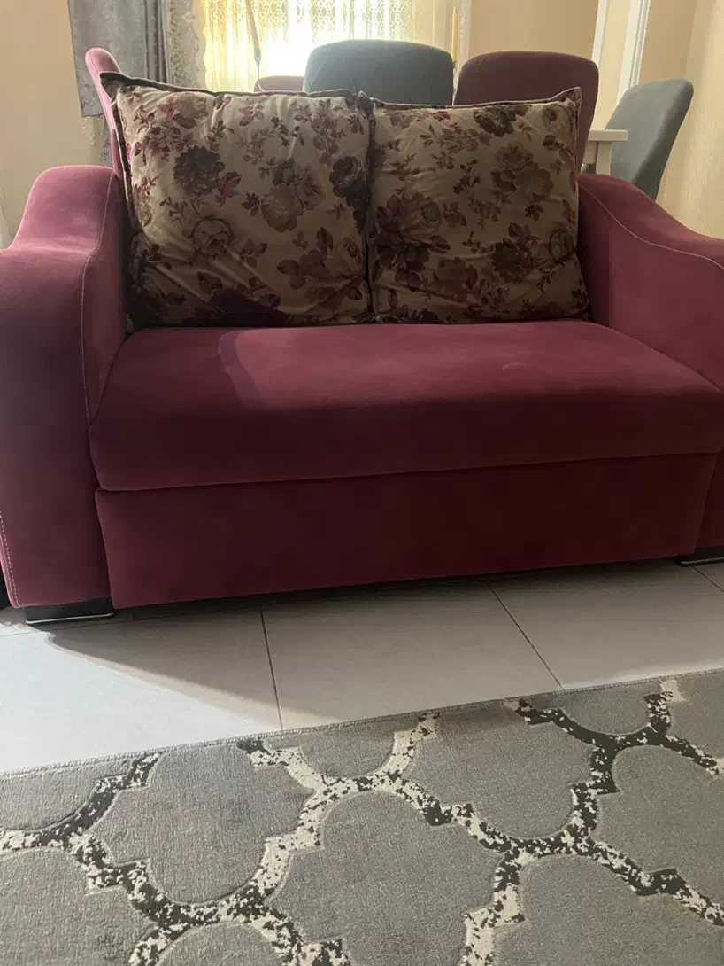 مبل هفت نفره راحتی|مبلمان خانگی و میز عسلی|رشت, رشتیان|دیوار