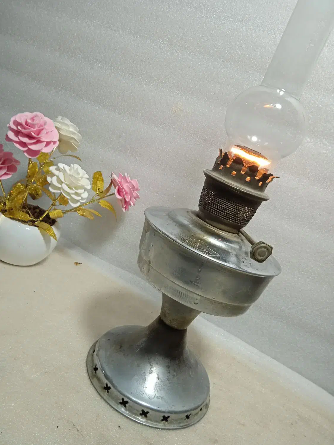 چراغ گردسوز نفتی قدیمی برنجی آنتیک و کلکسیونی|کلکسیون اشیاء عتیقه|تهران, منیریه|دیوار