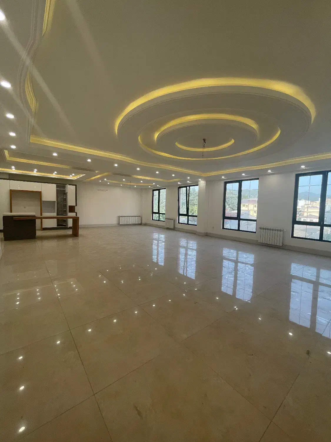 ۱۸۰ متر متفاوت از هر واحدی که دیدید|فروش آپارتمان|لاهیجان, شیخ زاهد|دیوار