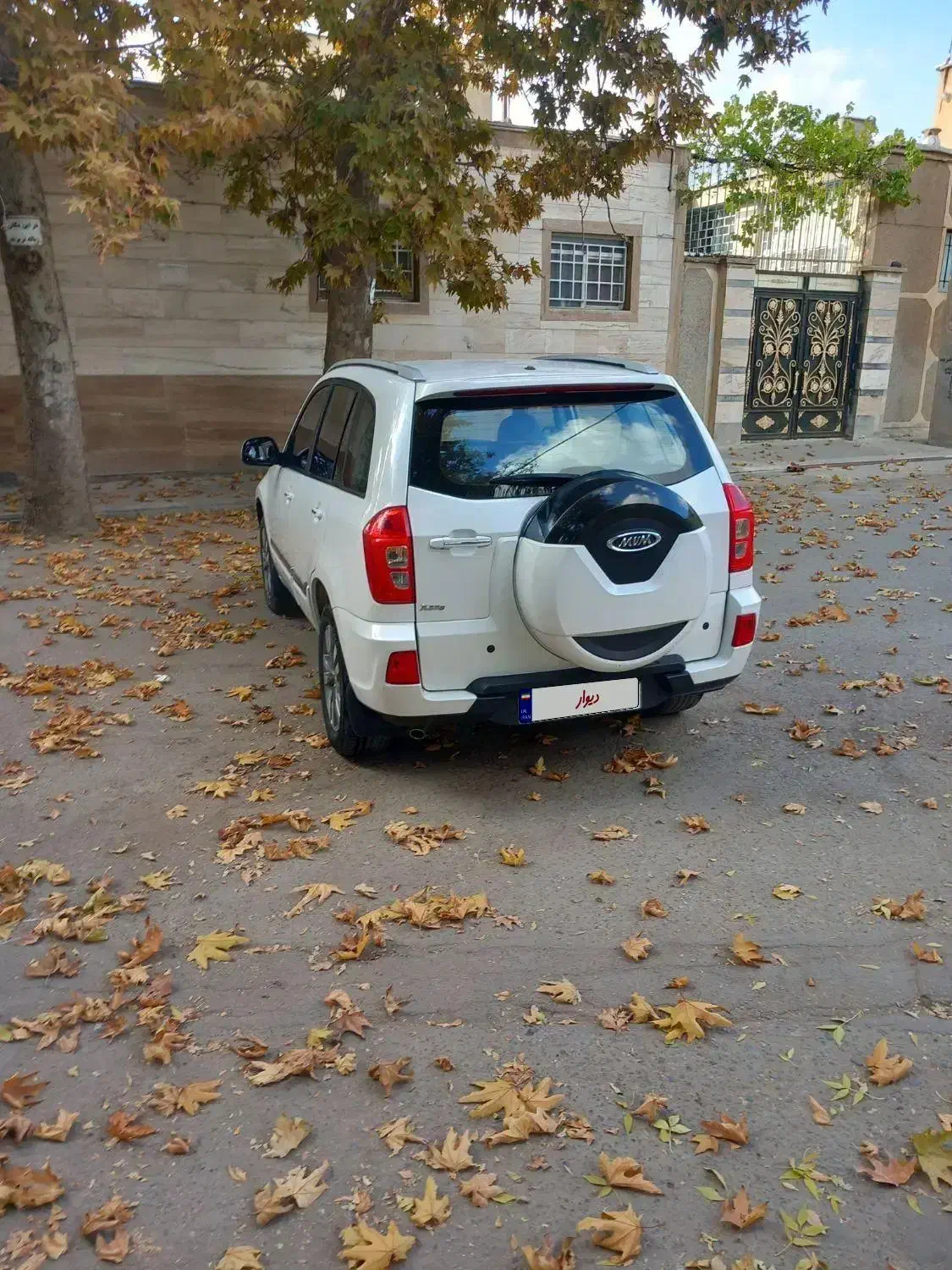 سواریامویامایکس۳۳بدونرنگ|خودرو سواری و وانت|بروجرد, |دیوار