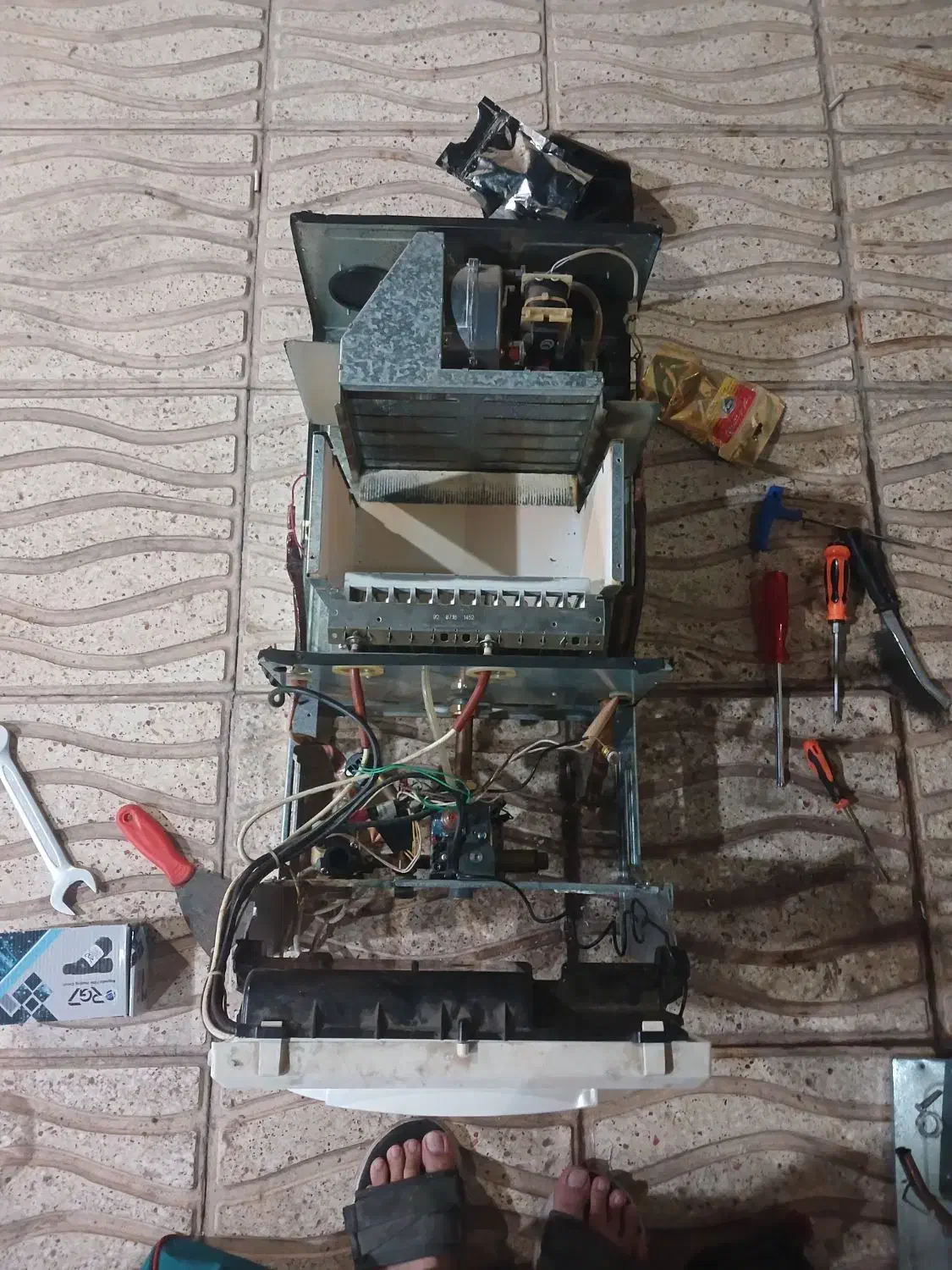 تعمیر و سرویس تخصصی پکیج (شبانه روزی)|خدمات پیشه و مهارت|کرمان, |دیوار