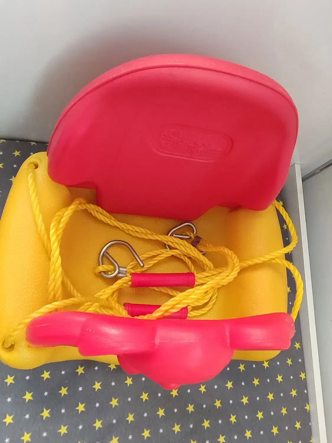 تاب کودک|اسباببازی|شیراز, کوشک میدان|دیوار