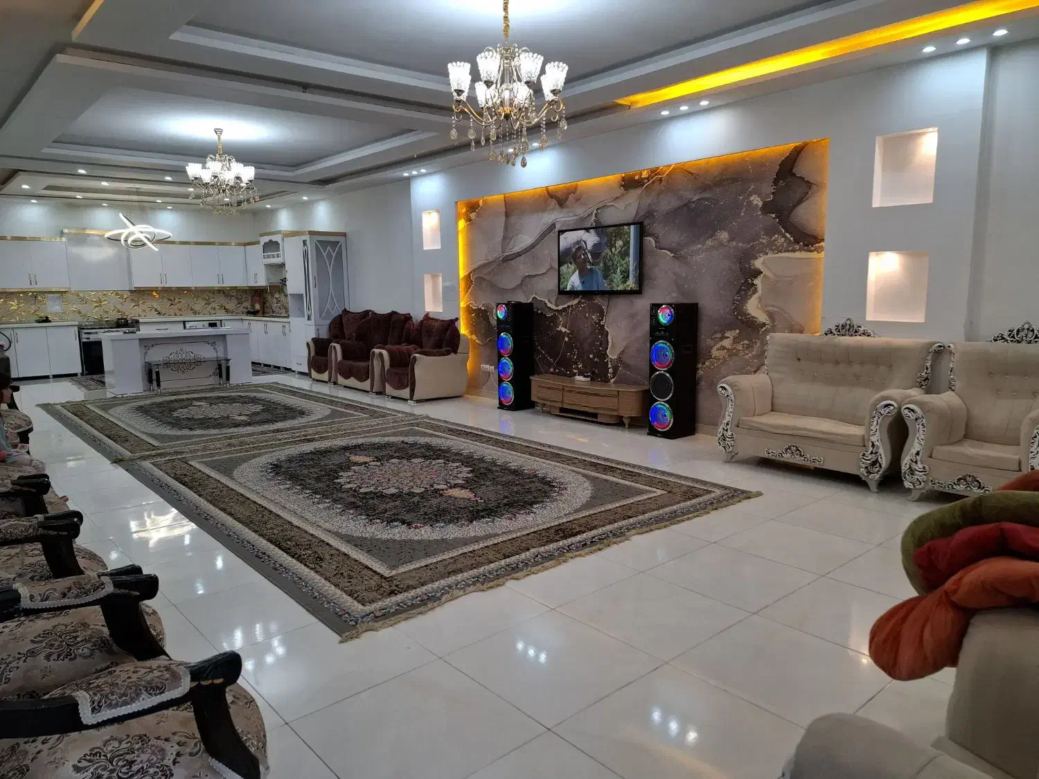 اجاره باغ ویلا|اجارهٔ کوتاه‌مدت ویلا و باغ|مشهد, کلاته برفی|دیوار