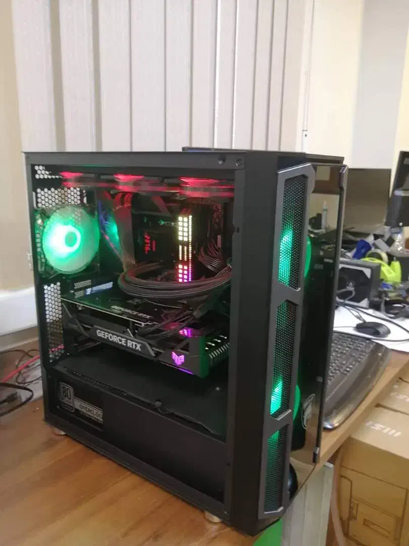 نصب ویندوز و خدمات کامپیوتری سریع در کرج|خدمات رایانه‌ای و موبایل|کرج, کوی کارمندان جنوبی|دیوار