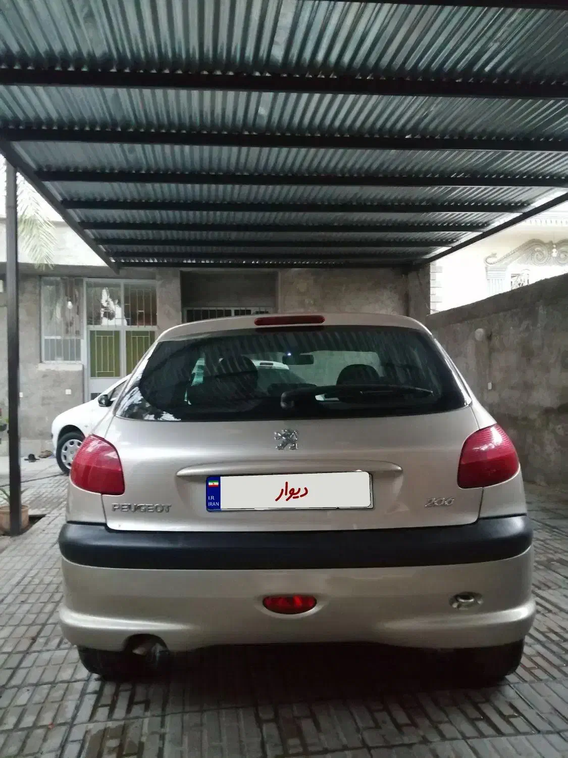 206 تیپ 2 مدل 84|خودرو سواری و وانت|جیرفت, |دیوار