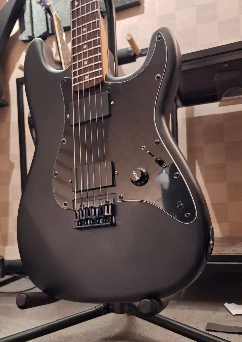 گیتار الکتریک Legend Stratocaster پیکاپ اکتیو|گیتار، بیس، امپلیفایر|تهران, تهرانسر شمالی|دیوار