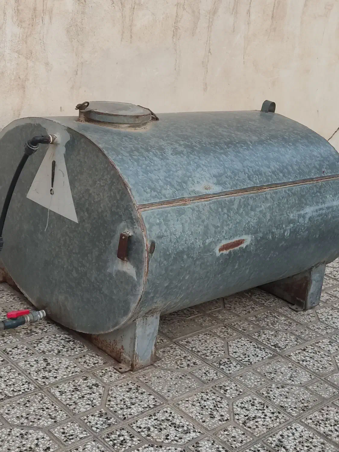 تانکر آب|مصالح و تجهیزات ساختمان|گنبد کاووس, |دیوار