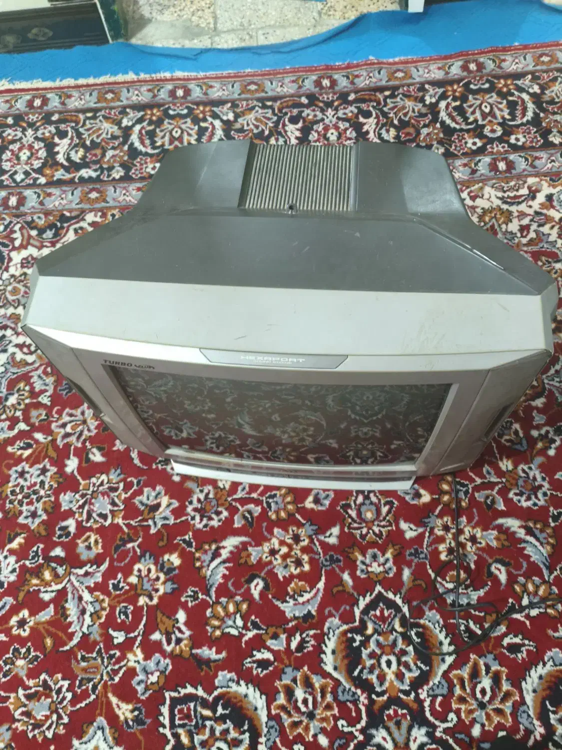 دوعدد تلویزیون|تلویزیون و پروژکتور|دهدشت, |دیوار