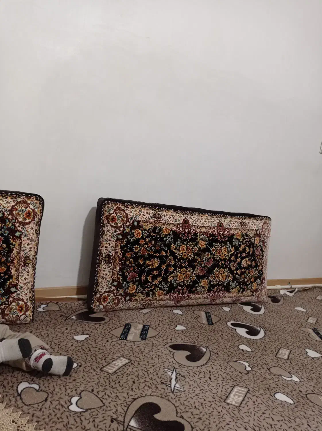 پشتی|پشتی|تبریز, |دیوار