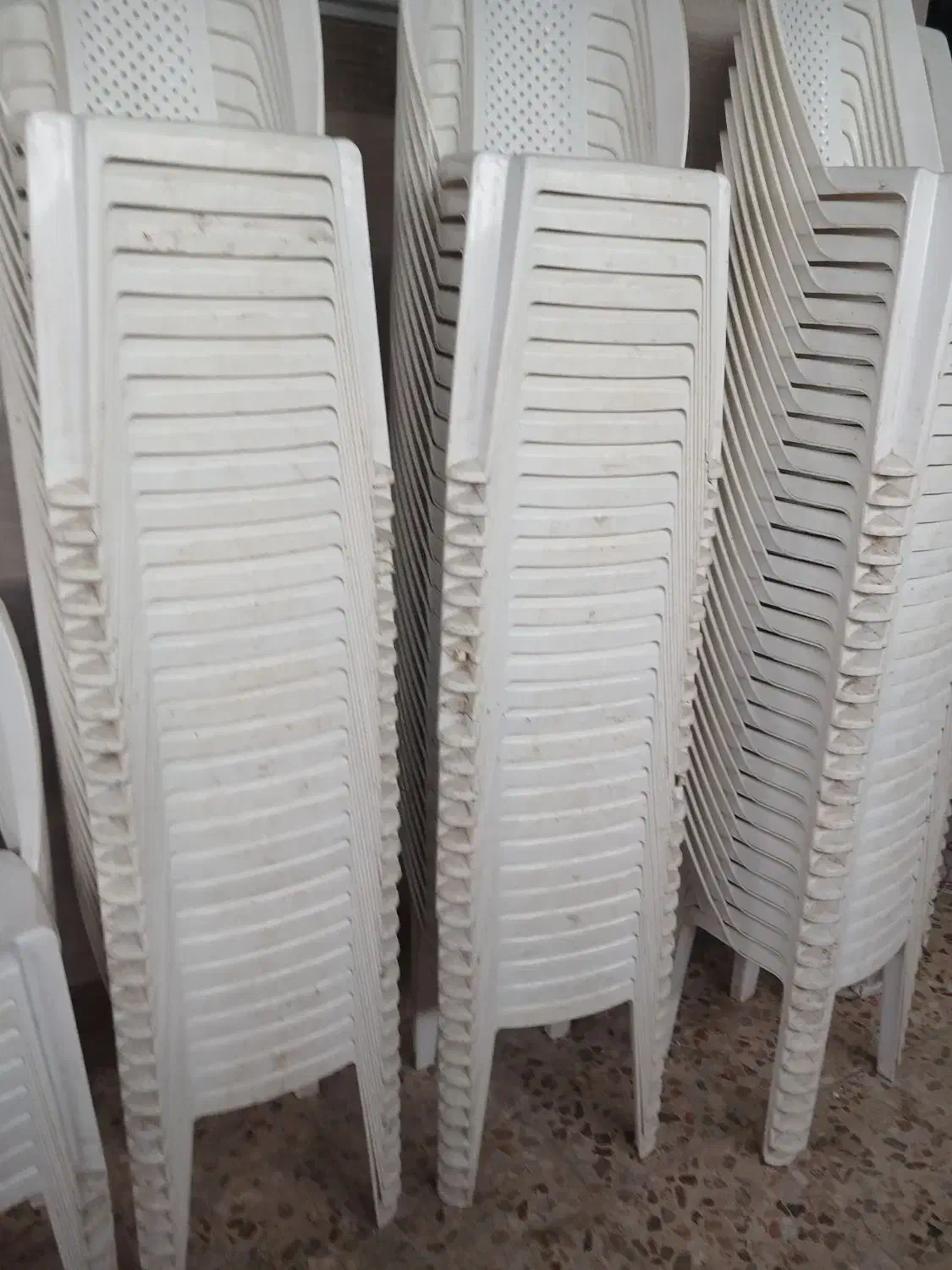 صندلی لاکی|صندلی و نیمکت|رشت, لاکان|دیوار