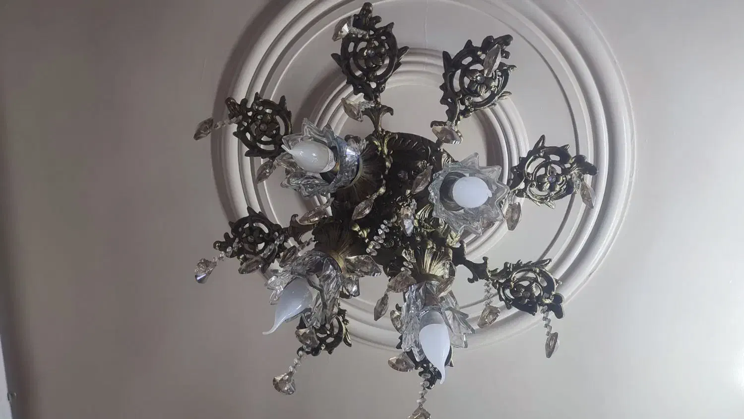 لوستر برنز 8 شاخه|لوستر و چراغ آویز|فردیس, شهرک ۱۱۰|دیوار