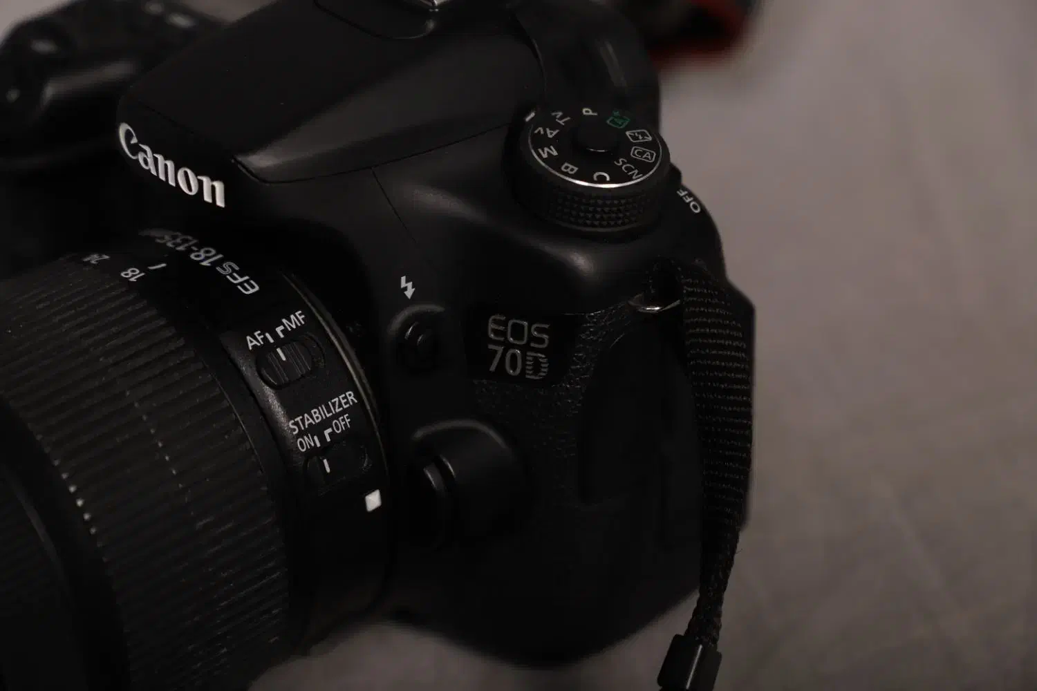 دوربین کانن 70D با جعبه و لنز18.135|دوربین عکاسی و فیلم‌برداری|لاهیجان, قیام|دیوار