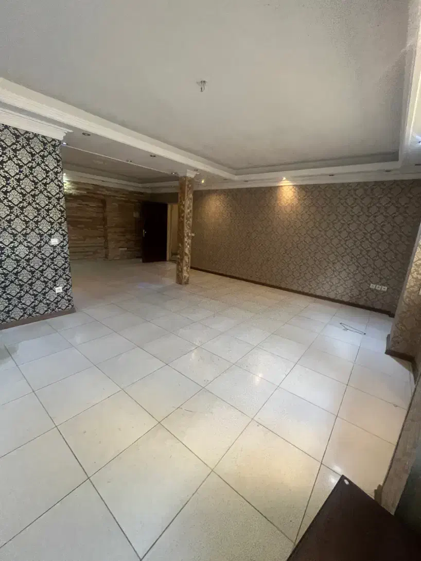 ۱۴۰متر/۳خواب/بازسازی شده