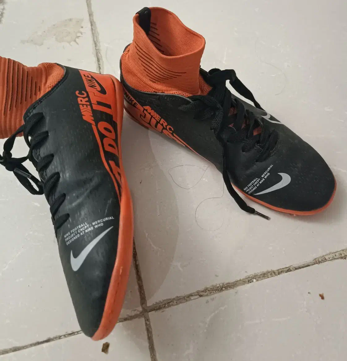 کفش فوتبال سالنی|کیف، کفش، کمربند|شهریار, شهریار|دیوار