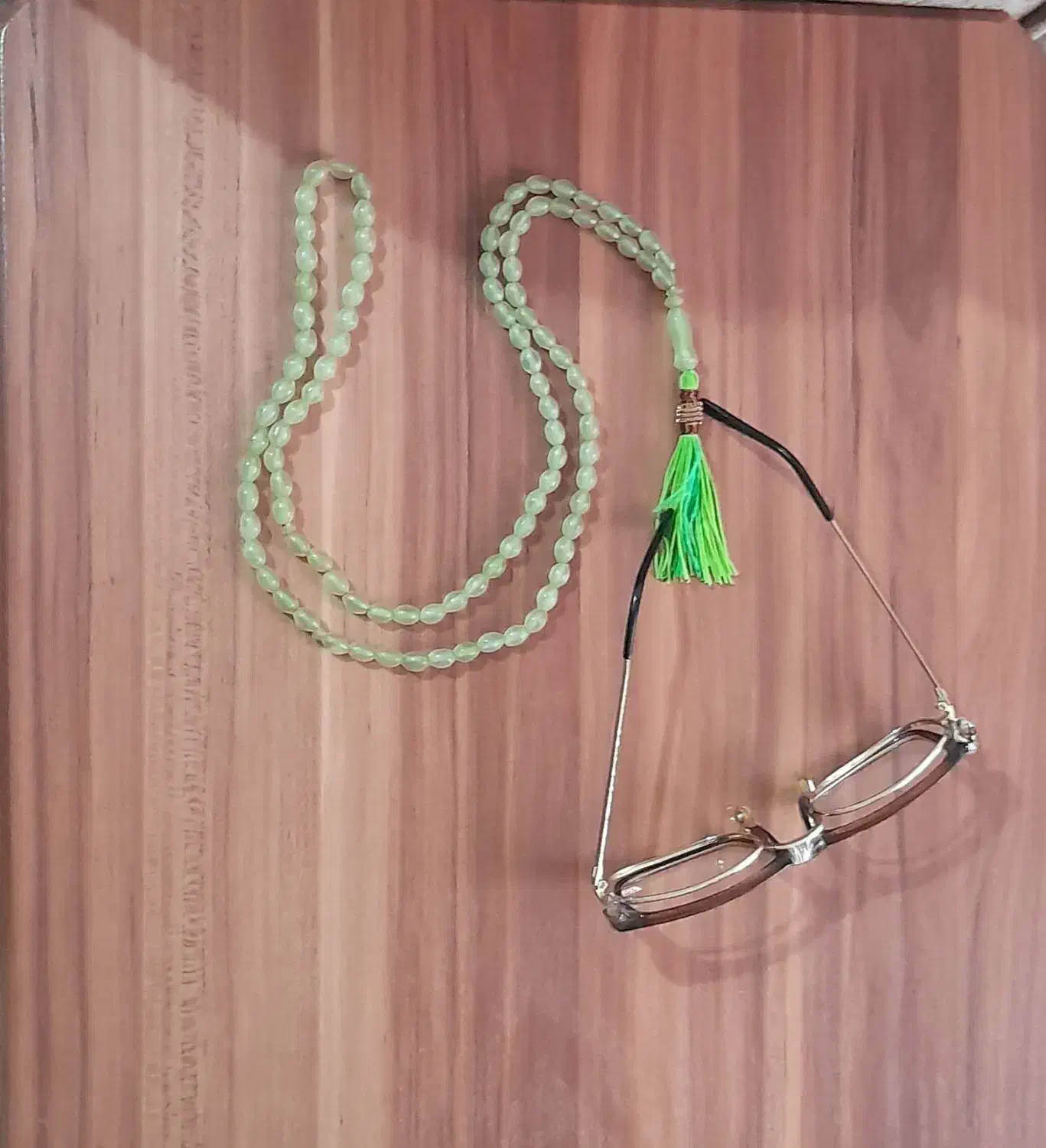 تسبیح عتیقه|کلکسیون اشیاء عتیقه|کرمان, |دیوار