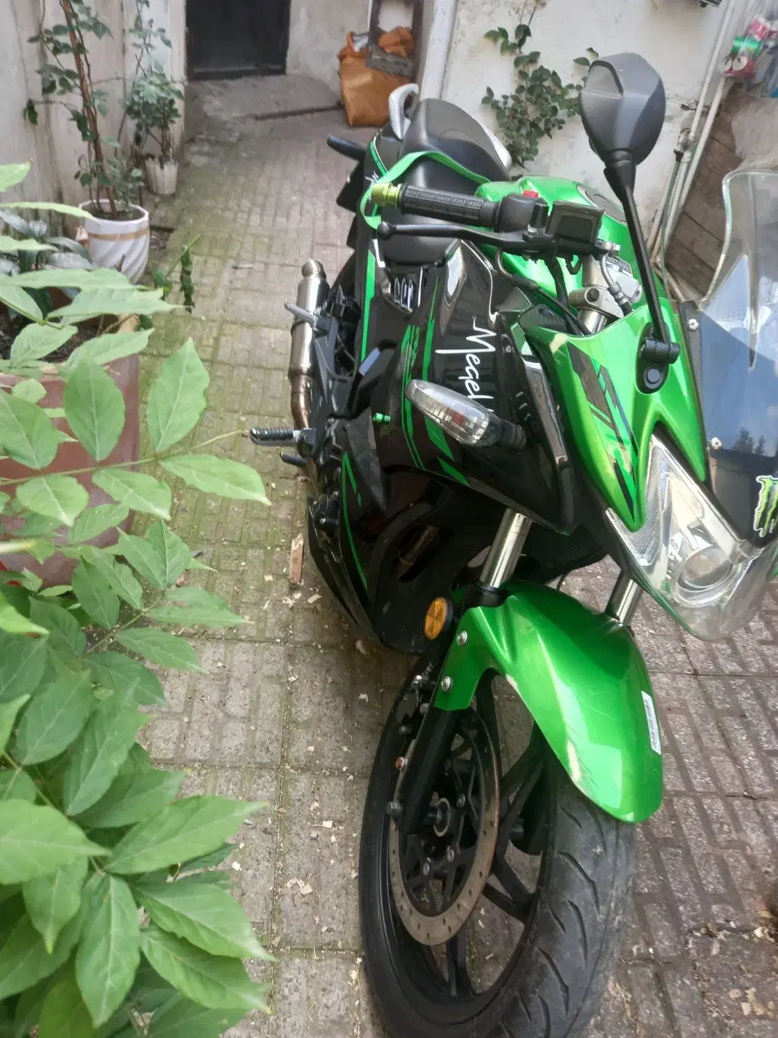 مگلی۲۰۰|موتورسیکلت|رشت, دیانتی|دیوار