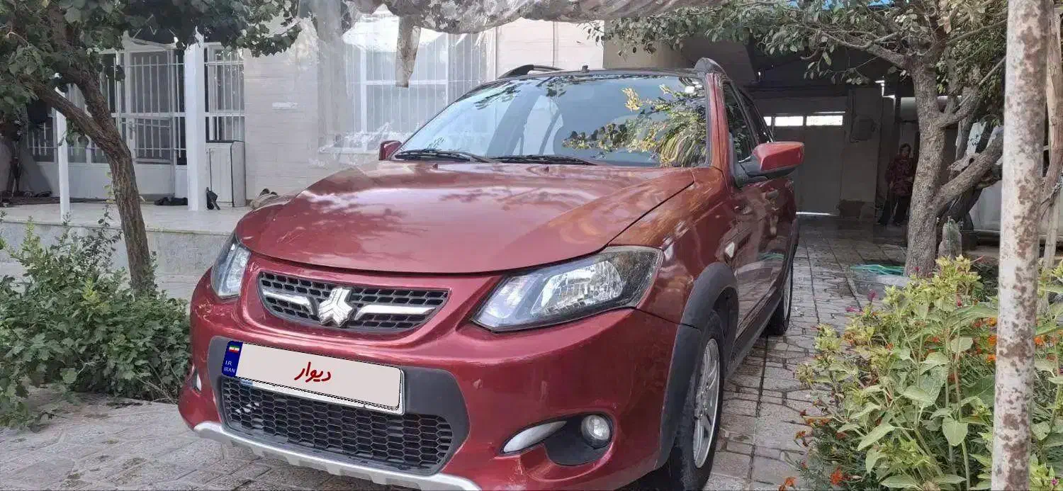 کوییکR قرمز سقف مشکی بی رنگ|خودرو سواری و وانت|همدان, |دیوار