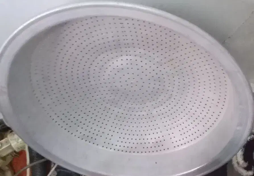 قابلمه وسینی|ظروف پخت‌وپز|زرند, |دیوار