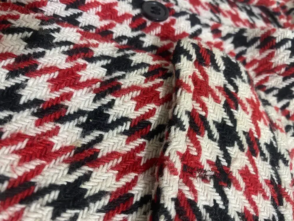 شکت دخترانه|لباس|سبزوار, نواب صفوی|دیوار